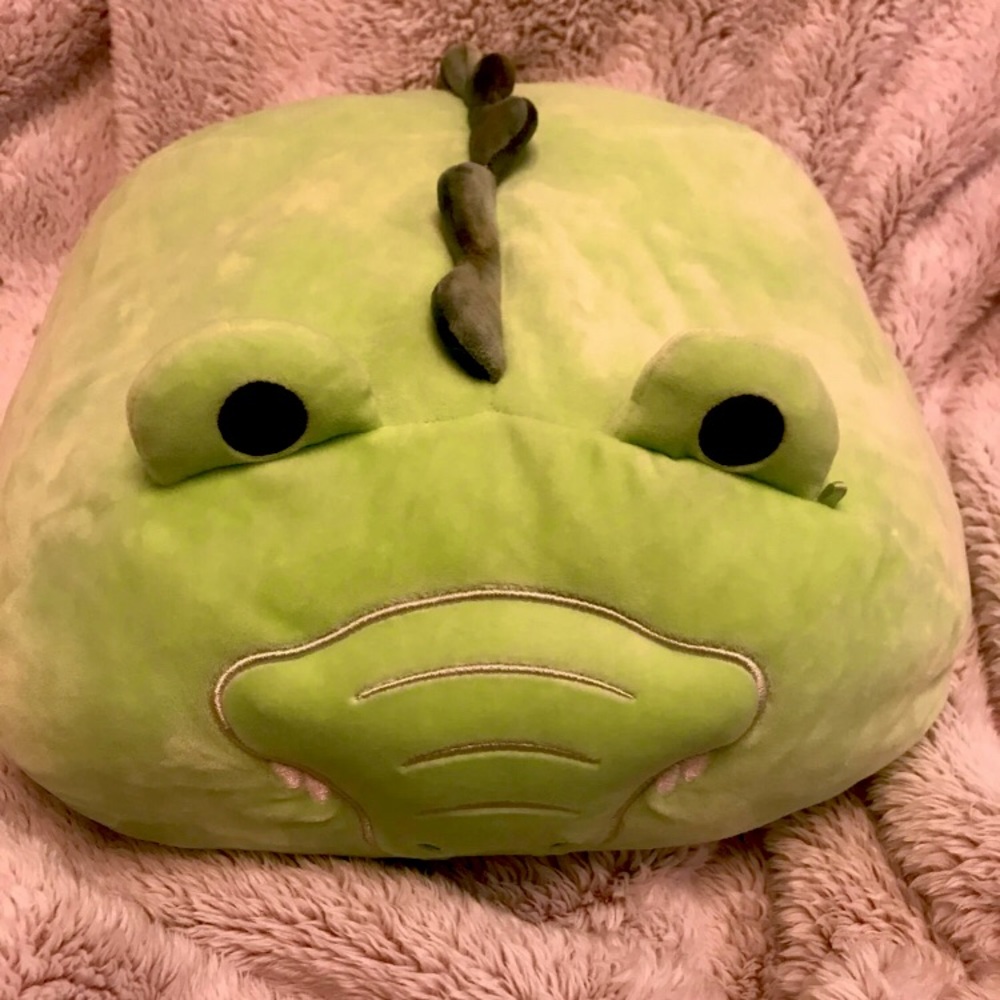 RARE 12” Arthur Stackable Squishmallow